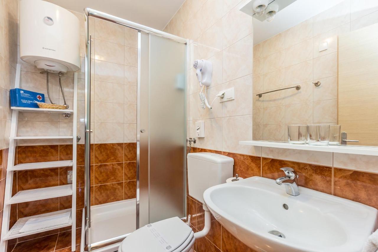 Apartments Mirica 2 Baška Eksteriør bilde