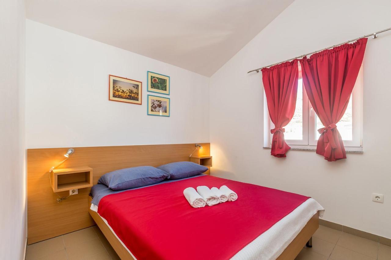 Apartments Mirica 2 Baška Eksteriør bilde